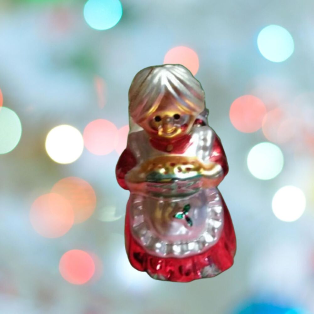 Mrs. Clause Christmas Ornament Baked Cookies Tree Ornament with Hanger